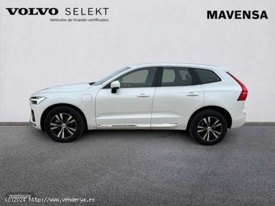 Volvo XC 60 XC60 Recharge Core, T6 plug-in hybrid eAWD, Electrico/Gasolina, Bright de 2023 con 20.42