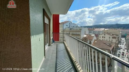 VIVIENDA EN EL CENTRO DE LA CIUDAD DE OURENSE - ORENSE