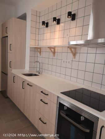 Se alquila apartamento reformado con mucho gusto y buenas calidades en El Barrio Del Carmen - MURCIA