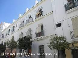 Piso de 3 dormitorios en el casco antiguo de Cádiz. - CADIZ