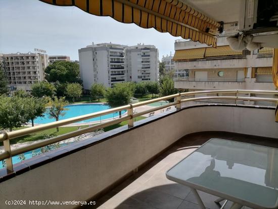  APARTAMENTO DE 2 DORMITORIOS CON VISTA A LAS PISCINAS. ED. SEVILLA. - TARRAGONA 