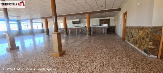 SE ALQUILA, RESTAURANTE CON HABITACIONES MUY CERCA DE ALBACETE, CONSULTAR CUALQUIER OPCION - ALBACET