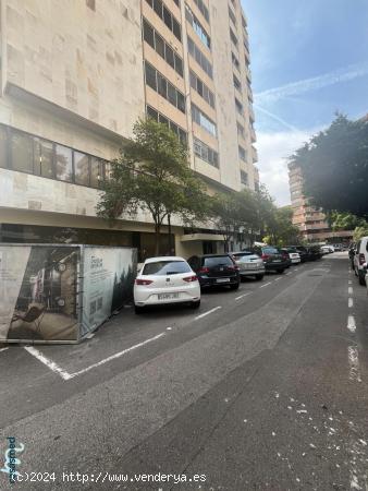 ZONA ALAMEDA  se alquila entresuelo de 152 m2 con buenas vistas, acceso directo desde la calle - VAL