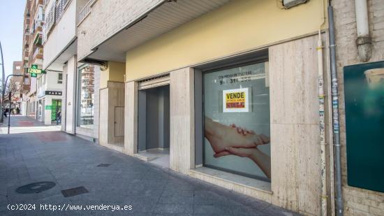  Local comercial, en el centro de la Gran Avenida de Elda. - ALICANTE 