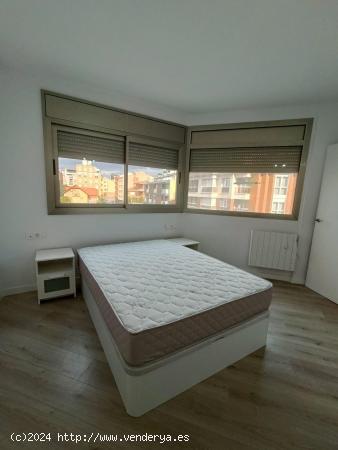 Precioso apartamento de alquiler totalmente amueblado y equipado - BARCELONA