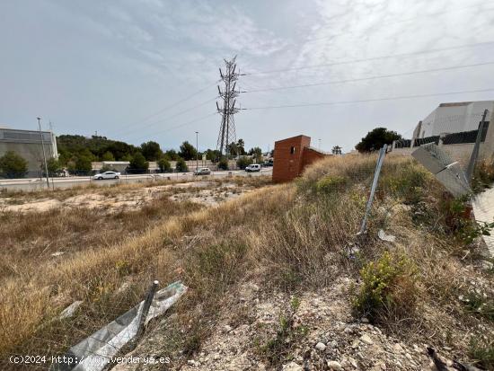 TERRENO URBANO PROMOCIÓN VIVIENDAS UNIFAMILIARES - ALICANTE