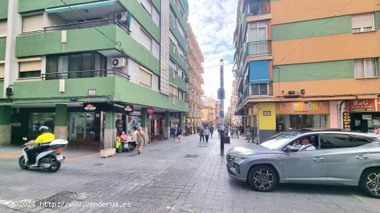 ATICO EN EL CORAZON DE BENIDORM - ALICANTE