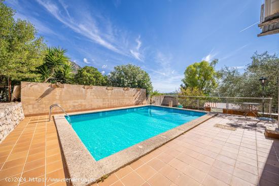 CASA RURAL CON ETV EN BINIBONA CON VISTAS A LA SIERRA DE TRAMUNTANA Y PISCINA - BALEARES