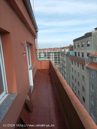 LOTE DE 2 APARTAMENTOS EN RIBEIRA POR 75.000 € - A CORUÑA