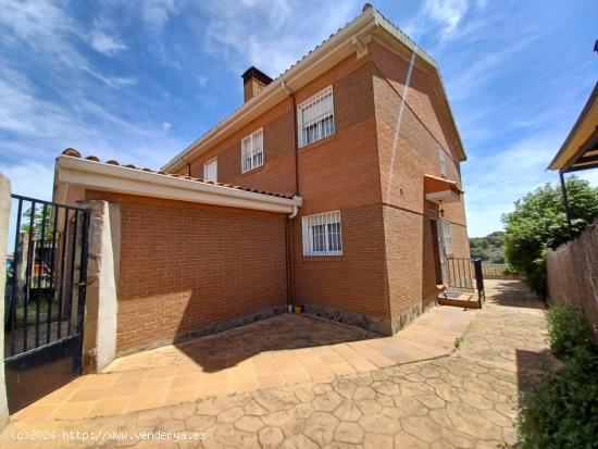 EXCELENTE OPORTUNIDAD, ¡¡¡ BONITO Y PINTORESCO Chalet con MARAVILLOSAS VISTAS al Campo!!! - GUADA