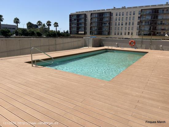 Piso de Obra nueva con Parking, Trastero y Piscina - BARCELONA