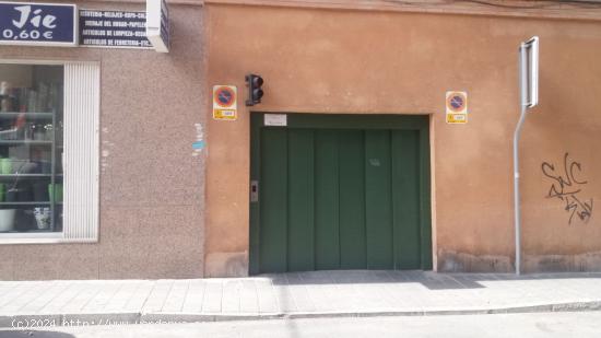 PLAZA DE GARAJE EN PARDO GIMENO 26 BENALUA !!! - ALICANTE