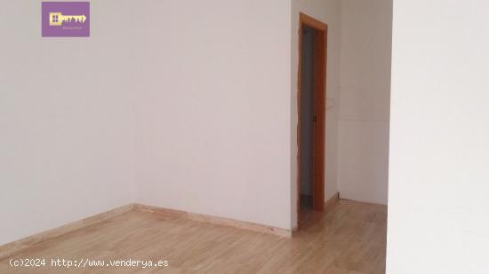 VENTA LOCAL, ARQUITECTO GUARDIOLA 22, JUNTO A PLAZA NAVARRO RODRIGO!!!! - ALICANTE