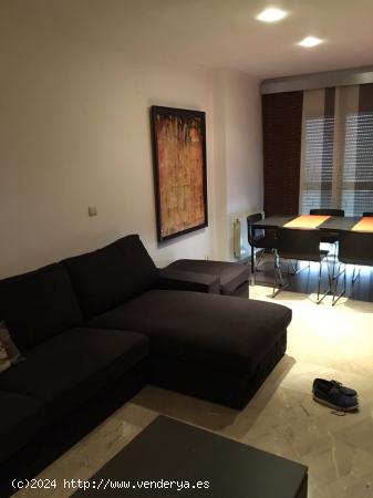 PISO A LA VENTA EN MUY BUEN ESTADO - ALAMEDA CERVANTES JUNTO AL BAR EL GATO - MURCIA