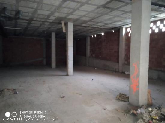 Local comercial de 192 m en la zona de Mercadona, Totana - MURCIA