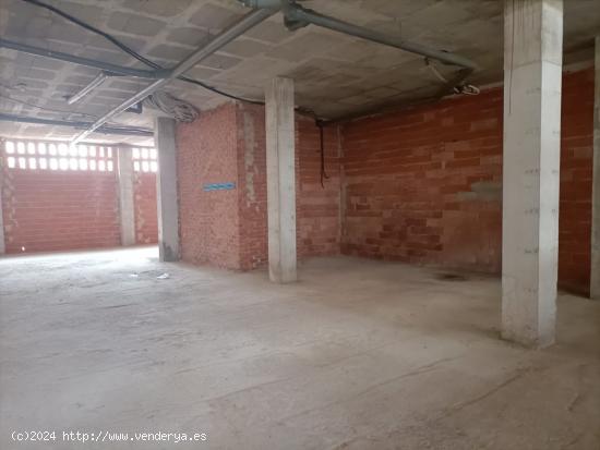  Venta de Local Comercial Puente Tocinos - MURCIA 