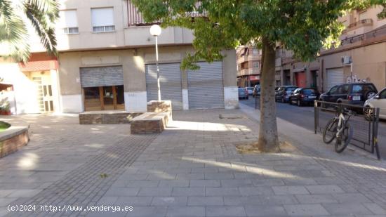 ALQUILER O VENTA DE LOCAL COMERCIAL - ALICANTE