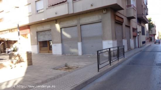 ALQUILER O VENTA DE LOCAL COMERCIAL - ALICANTE