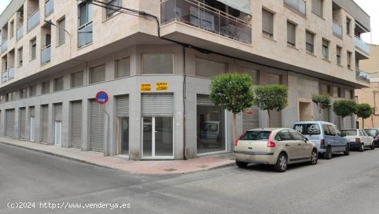 ALQUILER O VENTA DE LOCAL - ALICANTE