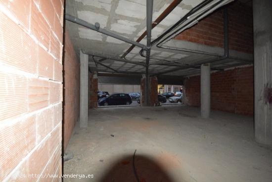 ¡¡ PRECIO REBAJADO !! Magnífico local en Orihuela zona Parque de la Ocarasa, 191 m2. construidos.