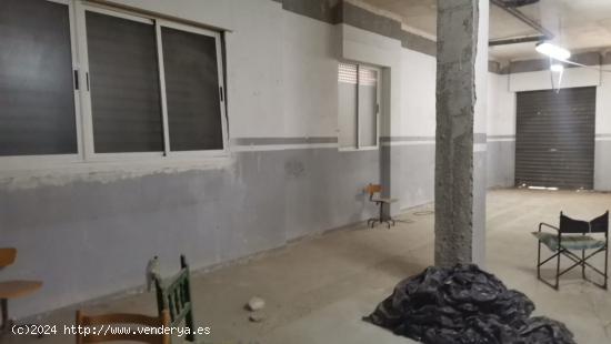 ¡¡ OPORTUNIDAD !! Local comercial en Desamparados (Orihuela), 400 m2. de superficie a cuatro calle