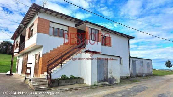 CASA CON AMPLIA PARCELA, CERCANO A LOS ARENALES DE RIBAMONTAN AL MAR. CARRIAZO - CANTABRIA