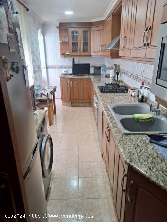 PISO SEMINUEVO EN ALQUILER EN BURJASSOT - VALENCIA