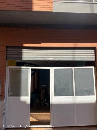 LOCAL COMERCIAL EN BURJASSOT - VALENCIA