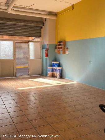 LOCAL COMERCIAL EN BURJASSOT - VALENCIA