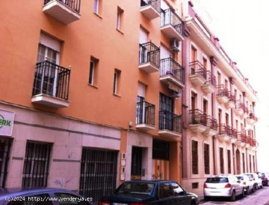  2 PLAZAS DE GARAJE EN CL SOR PAULA ALZOLA, LA MERCED-HUELVA - HUELVA 