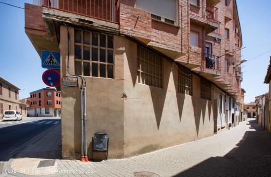 Local  comercial en pleno centro de Corella - NAVARRA