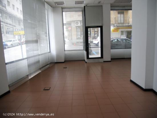 ESTUPENDO LOCAL COMERCIAL AL LADO DE LA GRAN VIA Y PASEO CANALEJAS - SALAMANCA