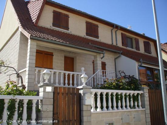  PRECIOSO CHALET PAREADO EN CABRERIZOS - SALAMANCA 