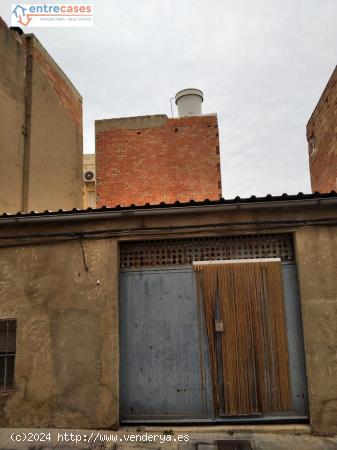 ALMACEN DIAFANO EN BARRIO TOLEDO - CASTELLON