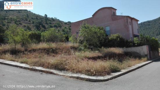  PARCELA URBANA EN AZÚEBAR - CASTELLON 