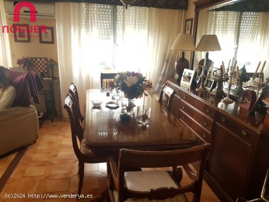 PISO A UN PASO DE MEDINA AZAHARA, 4 DORMITORIOS, 2 BAÑOS, 165M2 - CORDOBA