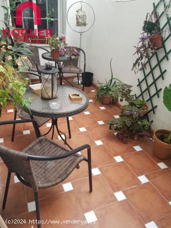 PISO A UN PASO DE MEDINA AZAHARA, 4 DORMITORIOS, 2 BAÑOS, 165M2 - CORDOBA