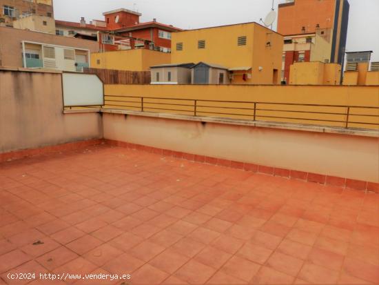 CASA ADOSADA EN EL CENTRO DE REUS - TARRAGONA