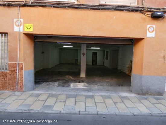 Local Comercial muy amplio en calle Murillo - ALICANTE