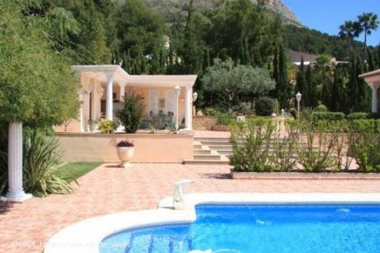 ⚜ Lujosa Villa de Arquitectura y estilo Colonial en la falda de la Montaña MONTGO · Javea ⚜ - 