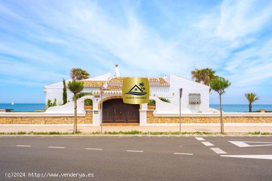 ᗤ VILLA FRENTE AL MAR en Javea | Villa Mediterránea Primera Línea de Playa | SEAFRONT LUXURY VIL