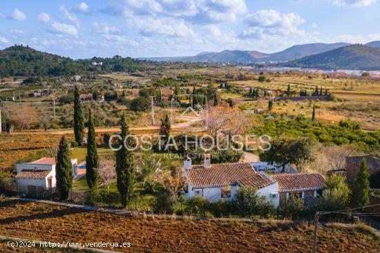 ᗤ VENTA FINCA RÚSTICA con Vistas al MONTGO | ROMANTIC COUNTRY HOUSE - ALICANTE