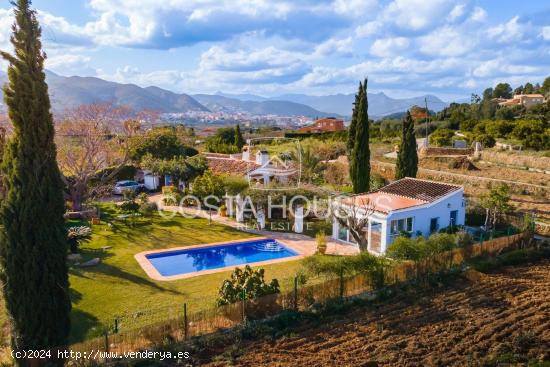 ᗤ VENTA FINCA RÚSTICA con Vistas al MONTGO | ROMANTIC COUNTRY HOUSE - ALICANTE