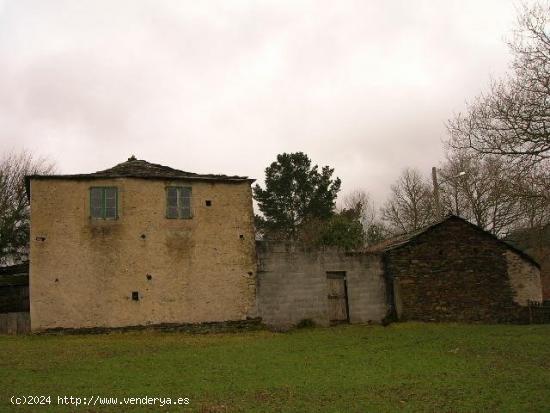 Casa a reformar en Marzán con gran terreno - LUGO