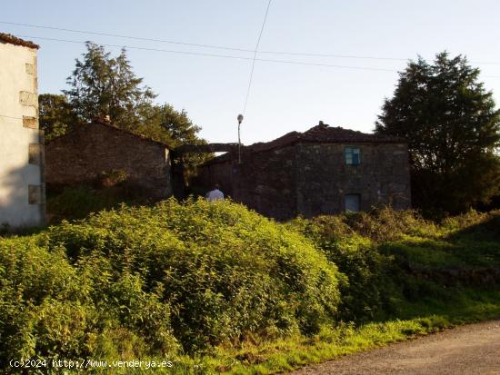 CASA DE CAMPO A REFORMAR - LUGO