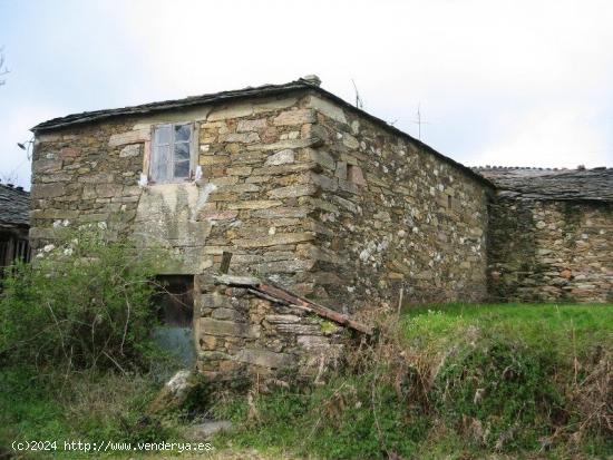 CASA DE CAMPO A REFORMAR - LUGO