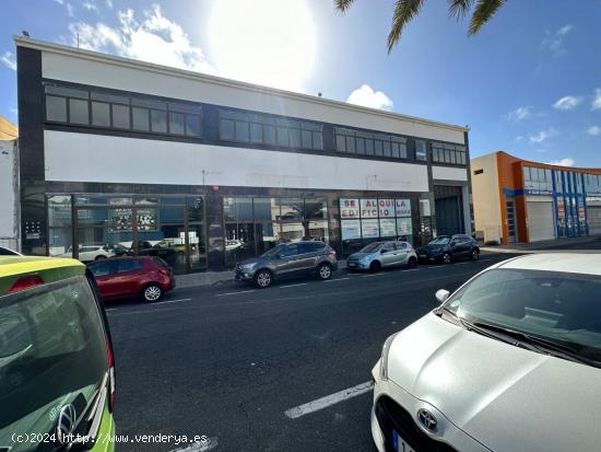  Edificio con elementos de nave, otros anexos y oficinas , en alquiler - LAS PALMAS 