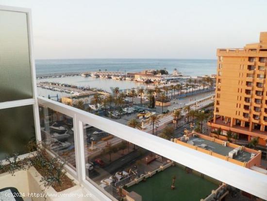 Bonito estudio con vistas al mar y puerto. ALQUILER VACACIONAL - MALAGA