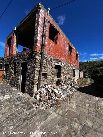 SE VENDE CASA EN CONSTRUCCIÓN EN SALAS DE LOS BARRIOS - LEON