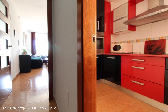 PISO EN ZONA LAS MARINAS, 2D, 1B - ALMERIA